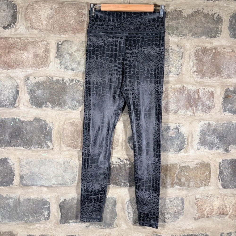ZYIA Active Women's Black Alligator Embossed High Waist Leggings Size 6-8
